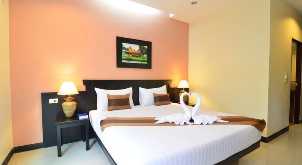 Thong Ta Resort & Spa (Suvarnabhumi Airport Hotel) - Tap to explore photos