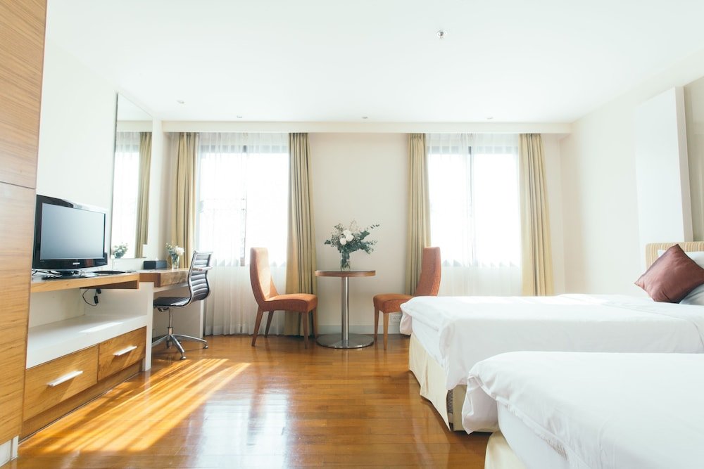 Thomson Residence Hotel Room Type - Deluxe Twin Room (2 Single Bed)