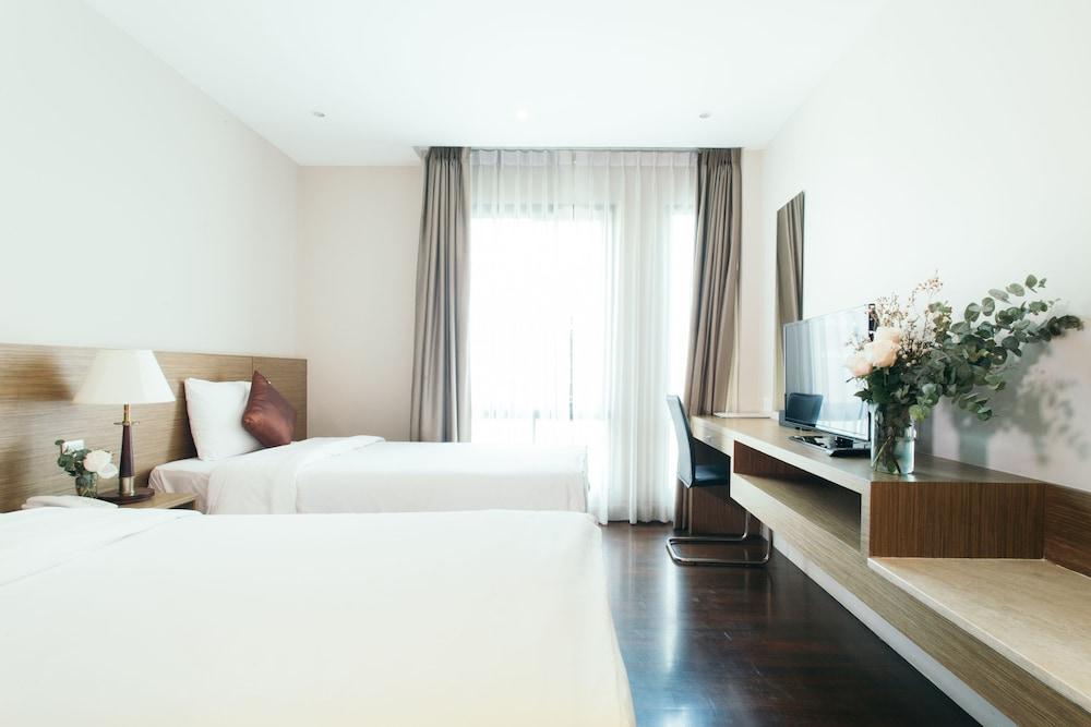Thomson Residence Hotel Room Type - Standard Twin Room (2 Single Bed)