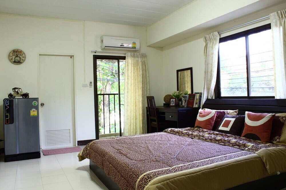 The European Place Room Type - Superior Double Room