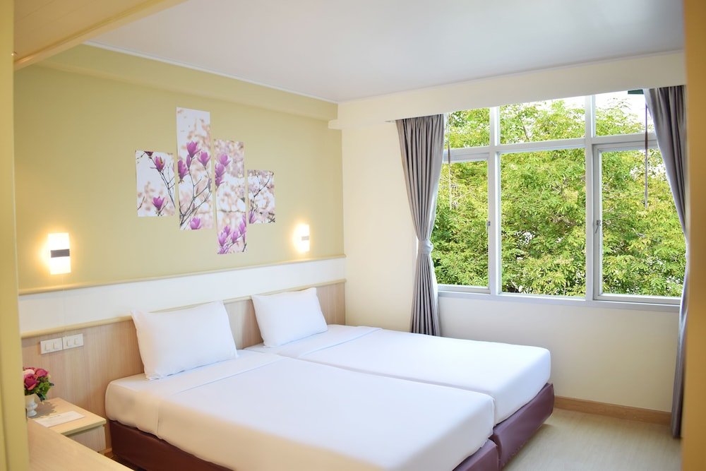 Trang Hotel Bangkok Room Type - Standard Twin Room