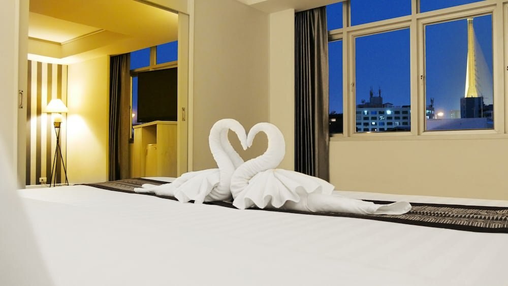 Trang Hotel Bangkok Room Type - Junior Suite Double Room - City Wing