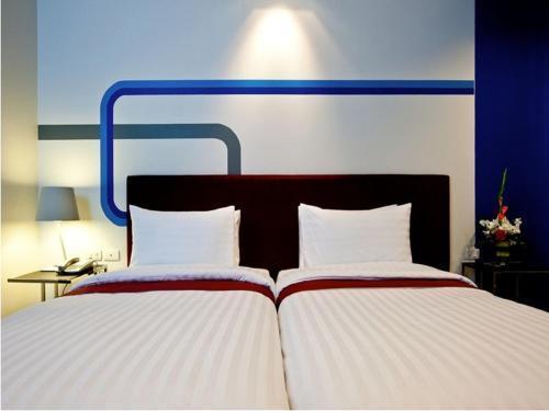 FX Hotel Metrolink Makkasan - Tap to explore photos