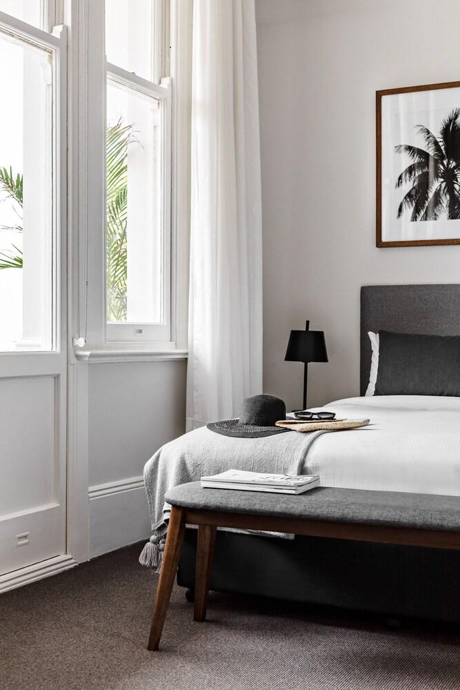 St Marks Randwick Room Type - Premium Queen, 1 Queen Bed