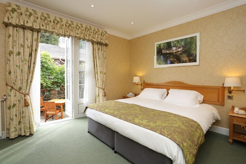 West Lodge Park Hotel Room Type - Spacious Double Room - Garden Lodge West Lodge Park Hotel Room Type - Spacious Double Room - Garden Lodge