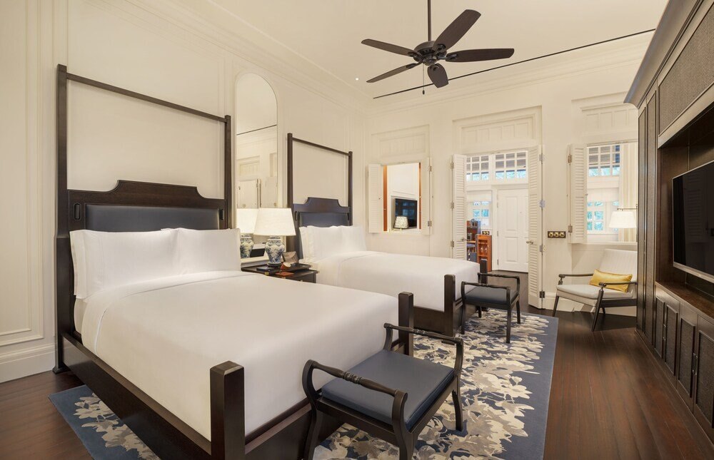 Raffles Singapore Room Type - Courtyard Suite, 2 Double Beds