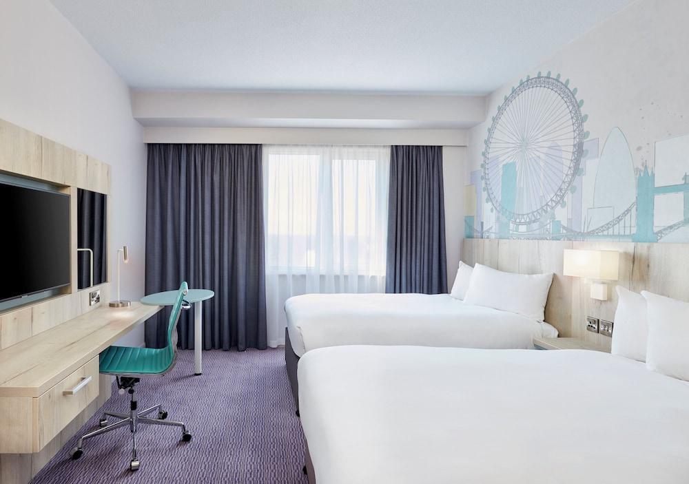 Leonardo Hotel London Croydon Room Type - Standard Triple Room Leonardo Hotel London Croydon Room Type - Standard Triple Room