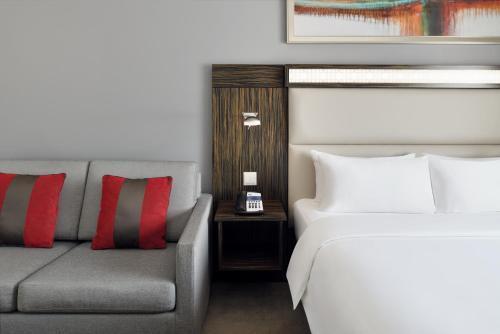 Holiday Inn Express Dubai, Internet City - Tap to explore photos