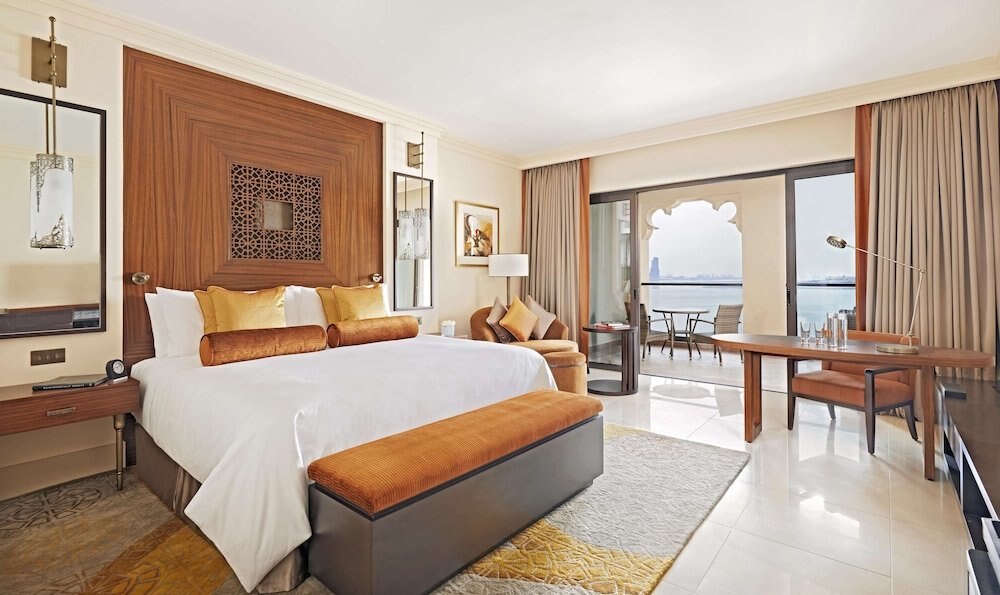 Fairmont The Palm Room Type - Deluxe Suite, 1 Bedroom, Sea View