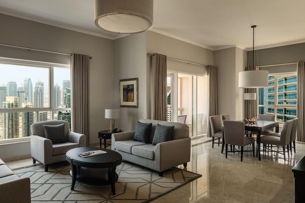 Dubai Marriott Harbour Hotel & Suites - Tap to explore photos