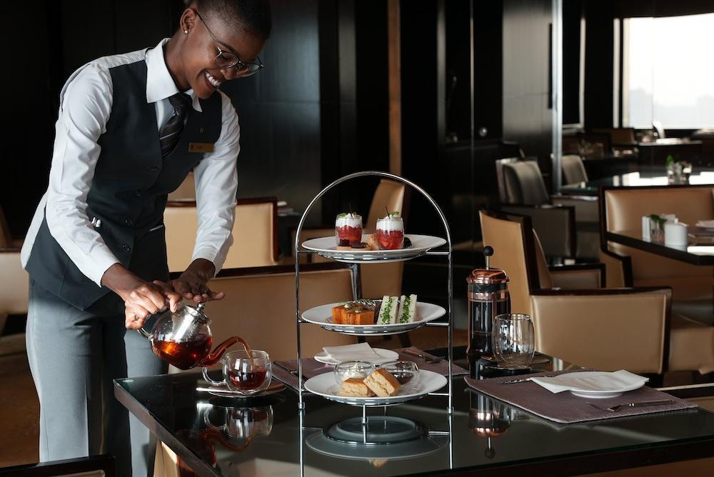 InterContinental Dubai Festival City Room Type - Premium Room, 1 King Bed, Club Lounge Access