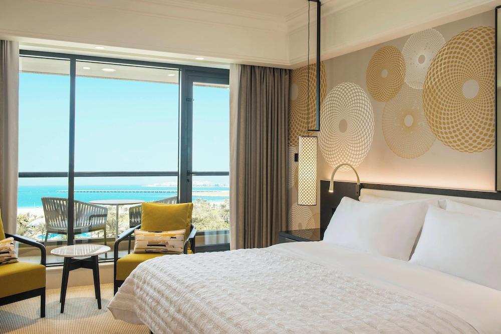 Le Royal Meridien Beach Resort And Spa Room Type - Deluxe Room, Balcony, Sea View (Balcony) Le Royal Meridien Beach Resort And Spa Room Type - Deluxe Room, Balcony, Sea View (Balcony)