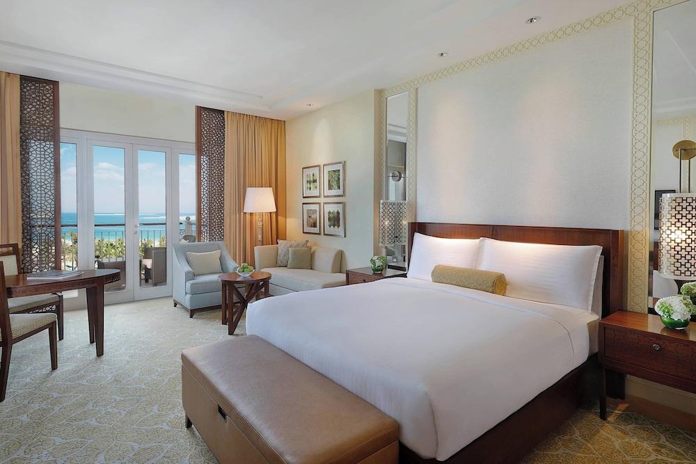 The Ritz-Carlton Room Type - Room, 1 King Bed, Balcony, Ocean View