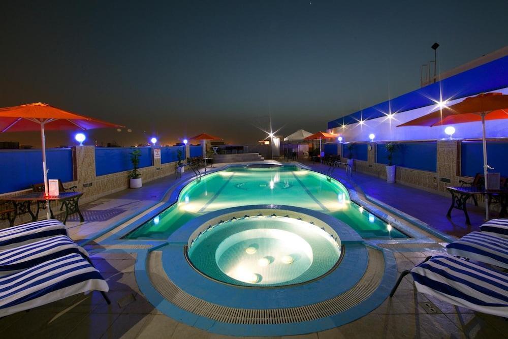 Rolla Residence Hotel Apartment - Tap to explore photos