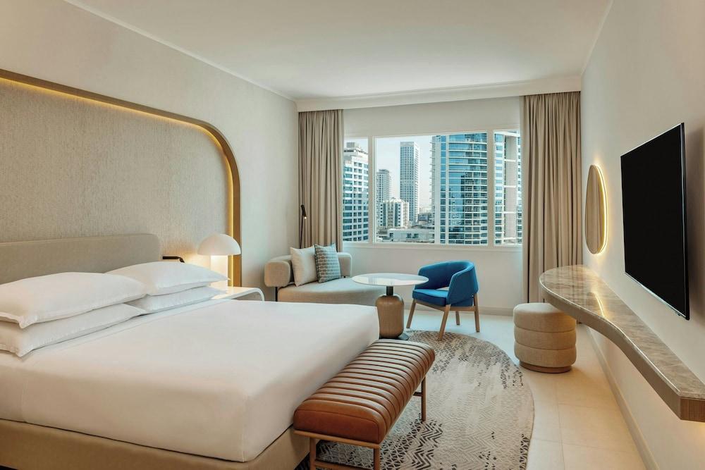 Sheraton Jumeirah Beach Resort Room Type - Deluxe Room, 1 King Bed (View)