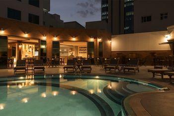 Majestic Premier Hotel Bur Dubai - Tap to explore photos