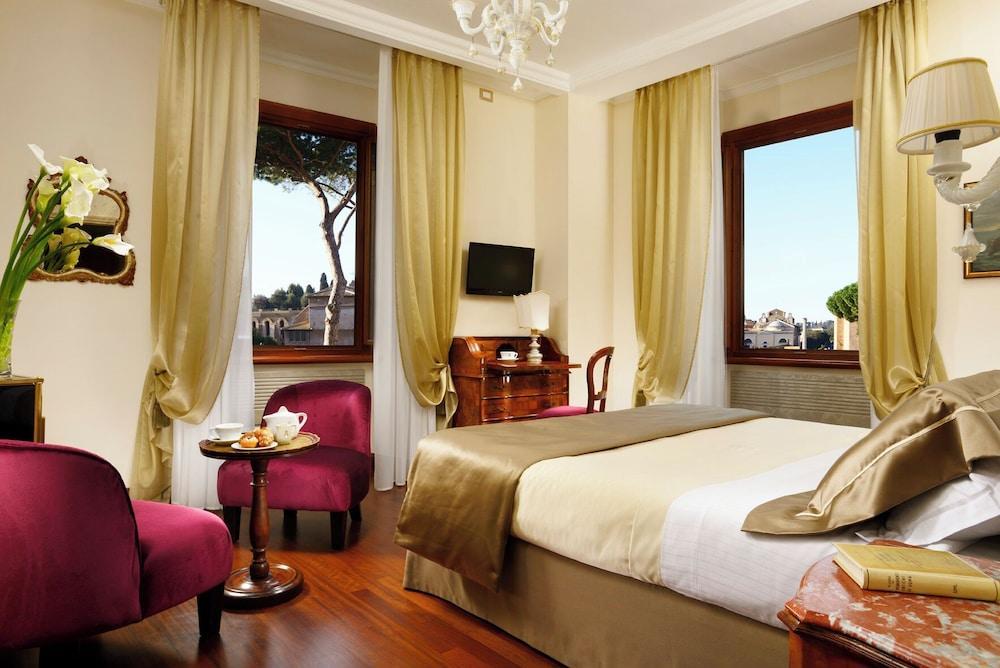 Hotel Forum Room Type - Deluxe Double Room, City View Hotel Forum Room Type - Deluxe Double Room, City View