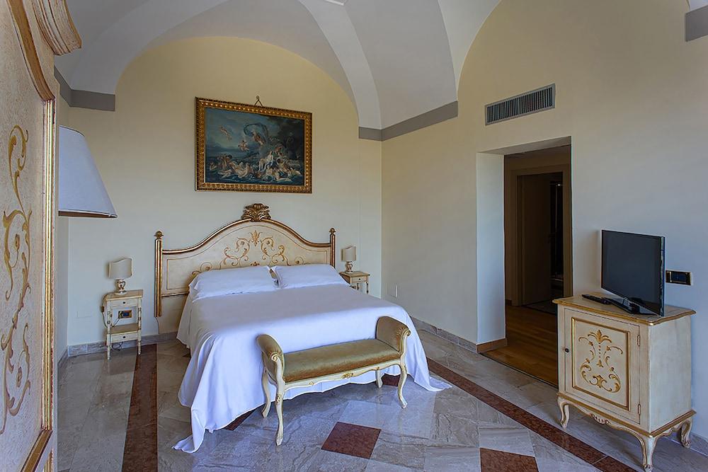 Villa Tuscolana Room Type - Suite (Magnifica)