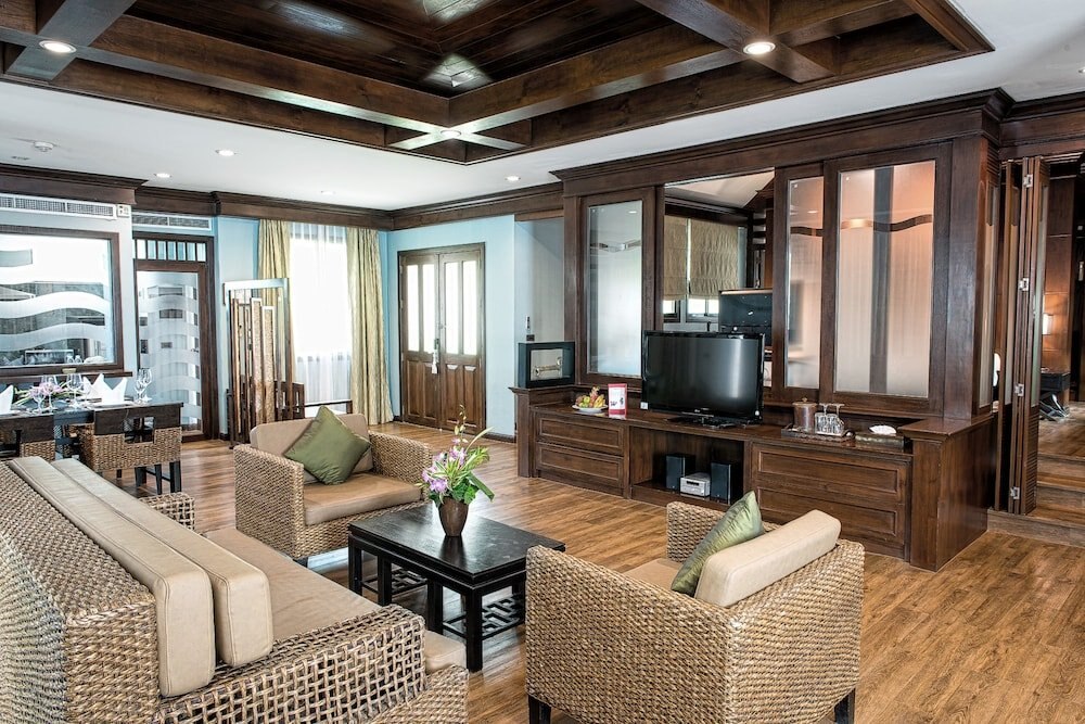 Alpina Phuket Nalina Resort & Spa - Tap to explore photos