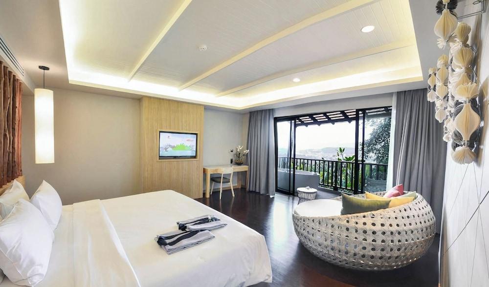 Andaman Cannacia Resort & Spa Room Type - Honeymoon Suite Room