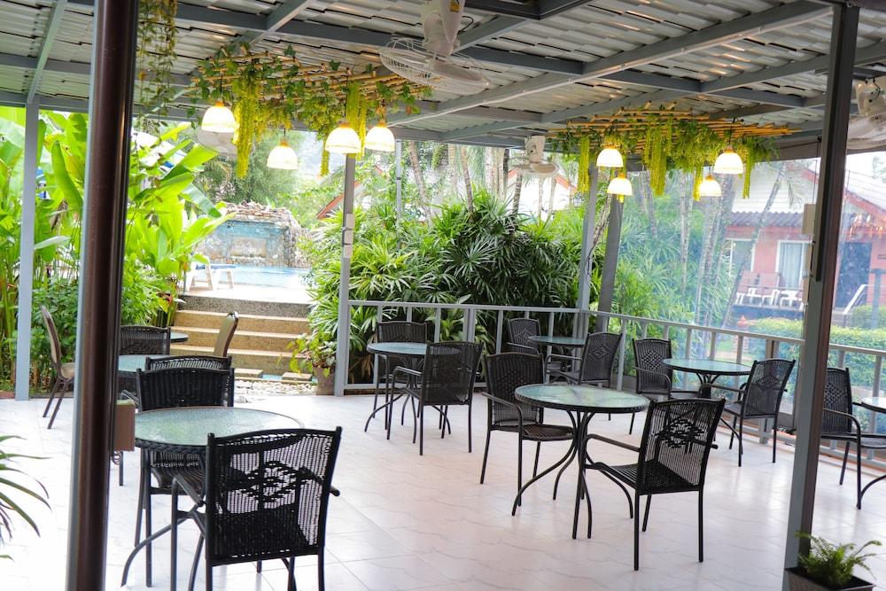 Andaman Seaside Resort - Tap to explore photos