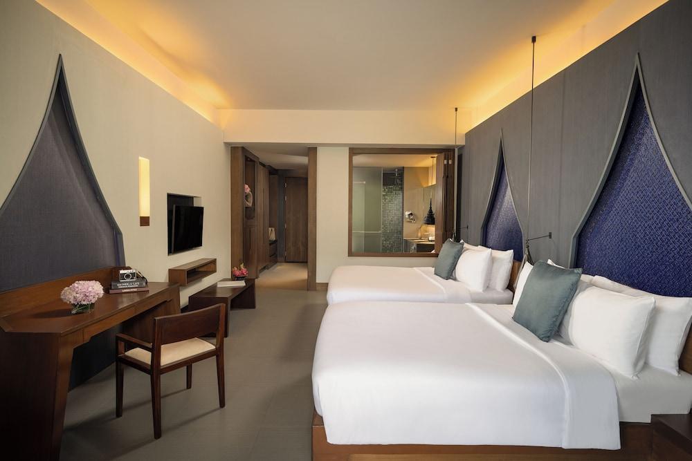 Avista Hideaway Phuket Patong - MGallery Room Type - Deluxe Family Room, 1 King Bed & 1 Queen Bed