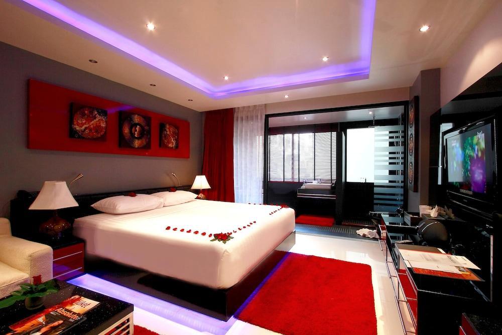 Absolute Bangla Suites Room Type - Studio