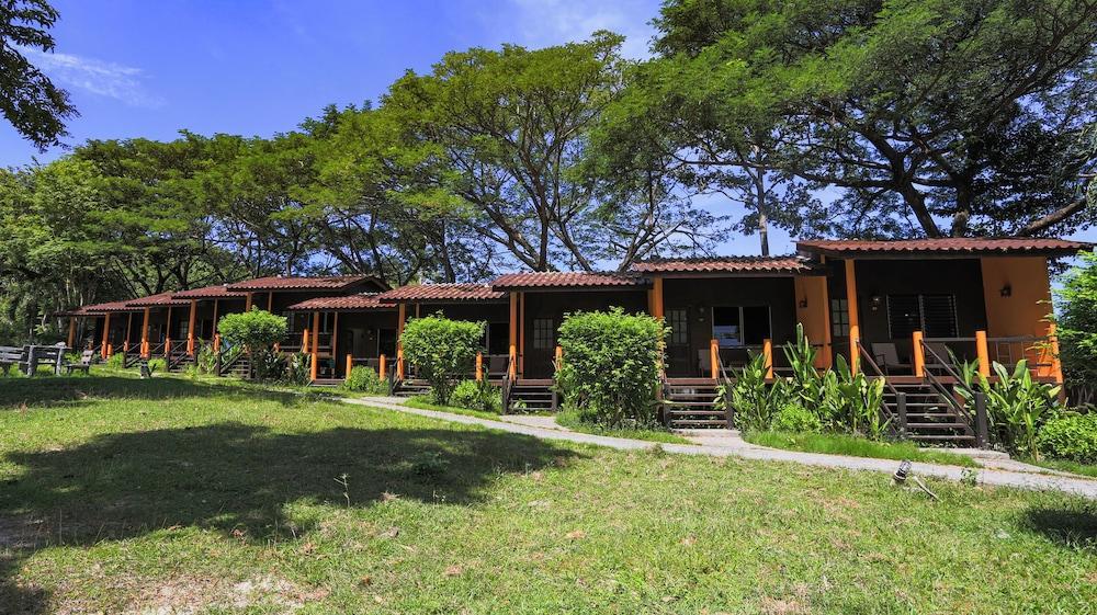 Ban Raya Resort and Spa Room Type - Terraced House including roundtrip shuttle boats Ban Raya Resort and Spa Room Type - Terraced House including roundtrip shuttle boats
