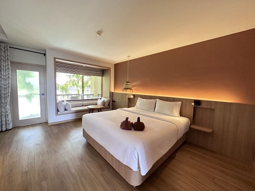 Baan Karon Resort Room Type - Premier Double Room