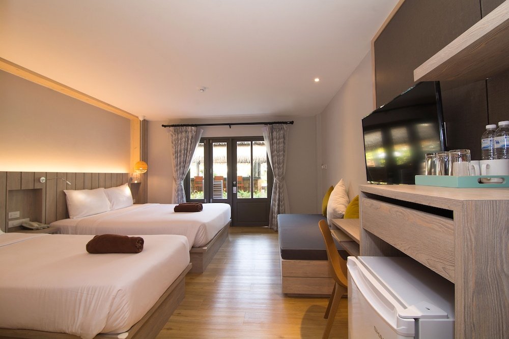 Baan Karon Resort Room Type - Deluxe Suite