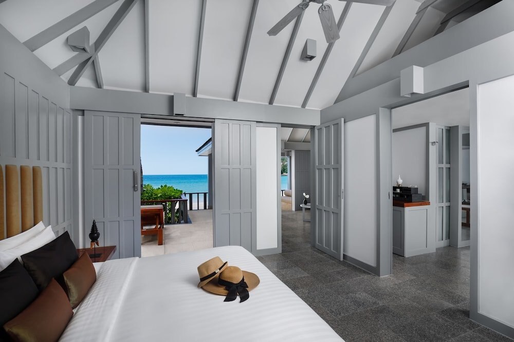 The Surin Phuket Room Type - Beach Deluxe Suite