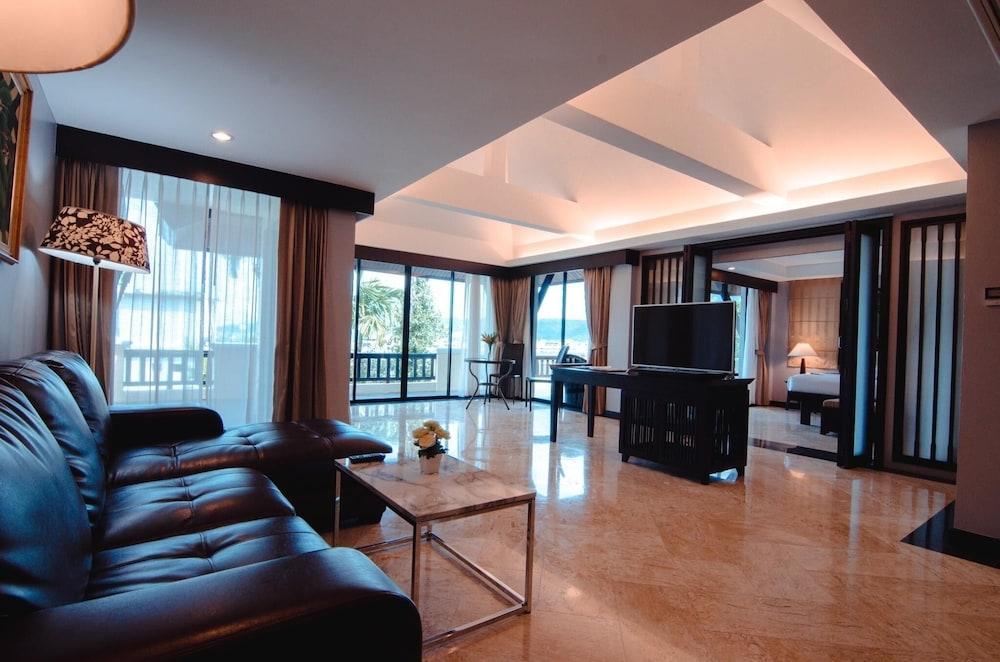 C&N Resort and Spa Room Type - Family Suite