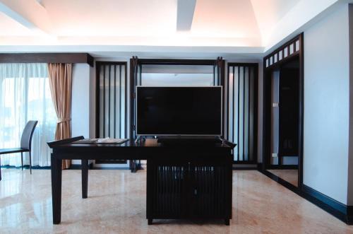 C&N Resort and Spa Room Type - Quadruple Room with Balcony