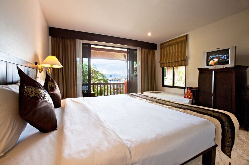 C&N Resort and Spa Room Type - Superior Room, 1 Double Bed