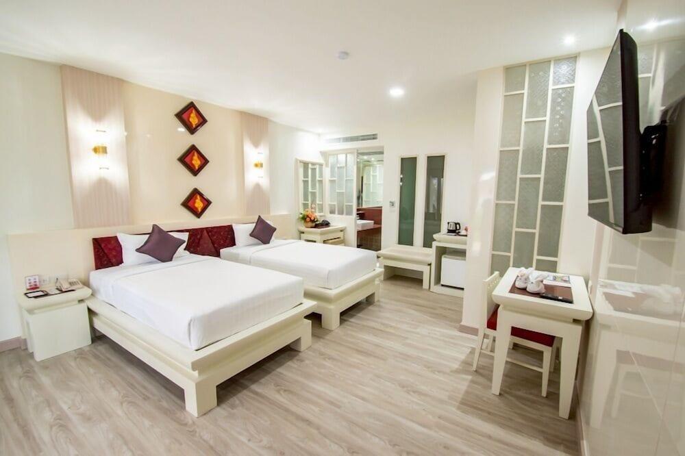 Duangjitt Resort & Spa Room Type - Deluxe Bungalow Premium Twin Room