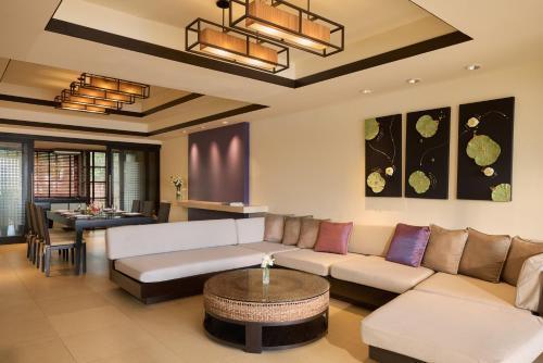 Dusit Thani Laguna Phuket - Tap to explore photos