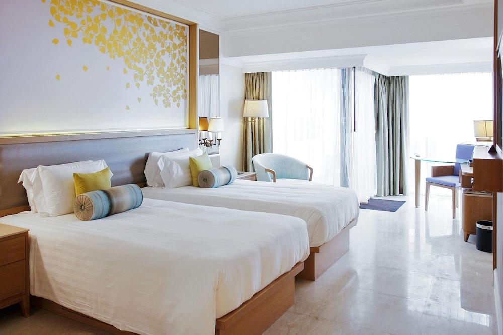 Dusit Thani Laguna Phuket Room Type - Deluxe Sea View Twin.