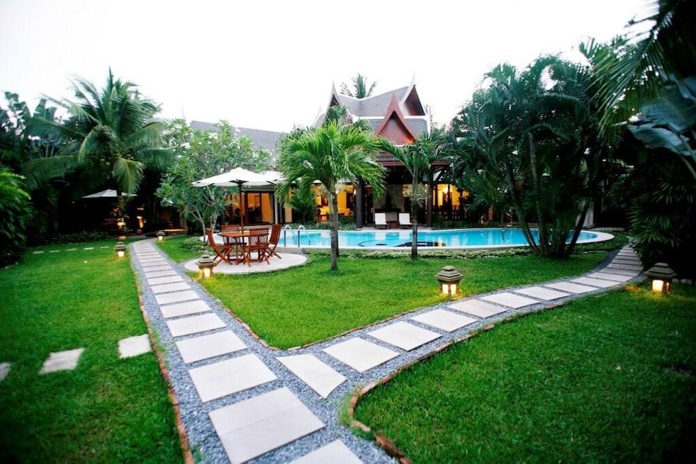 Himmaphan Villa Room Type - 8-bedroom Villa