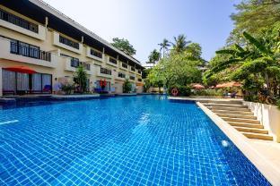 Horizon Karon Beach Resort & Spa - Tap to explore photos