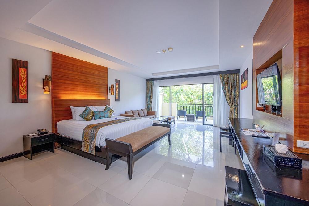 Horizon Karon Beach Resort & Spa Room Type - Grand Deluxe Pool View