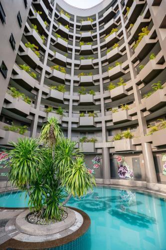I Pavilion Hotel Phuket - Tap to explore photos