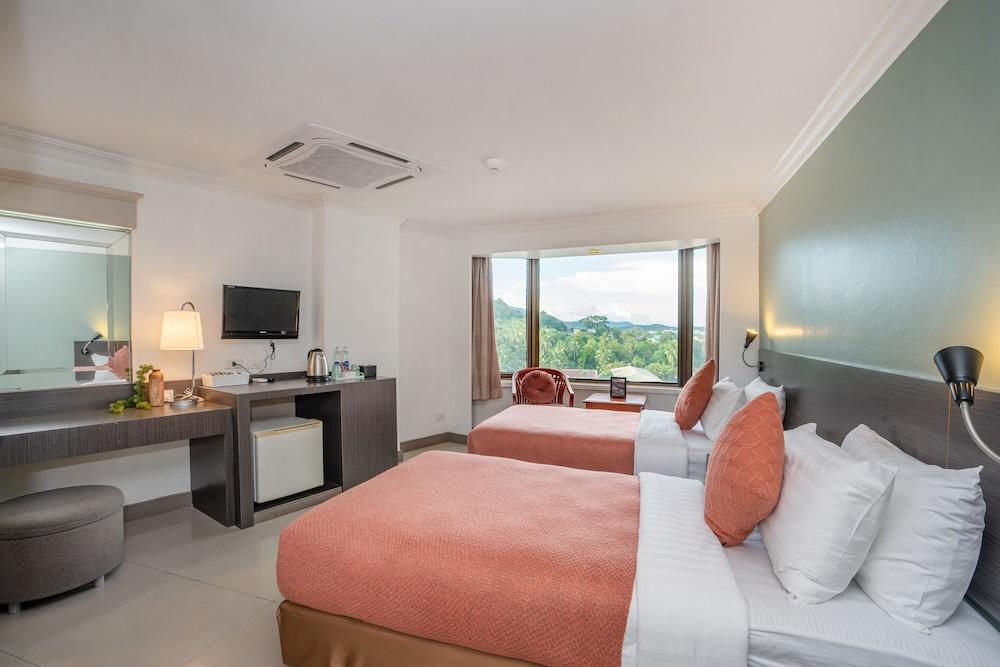 I Pavilion Hotel Phuket Room Type - Superior Twin Room