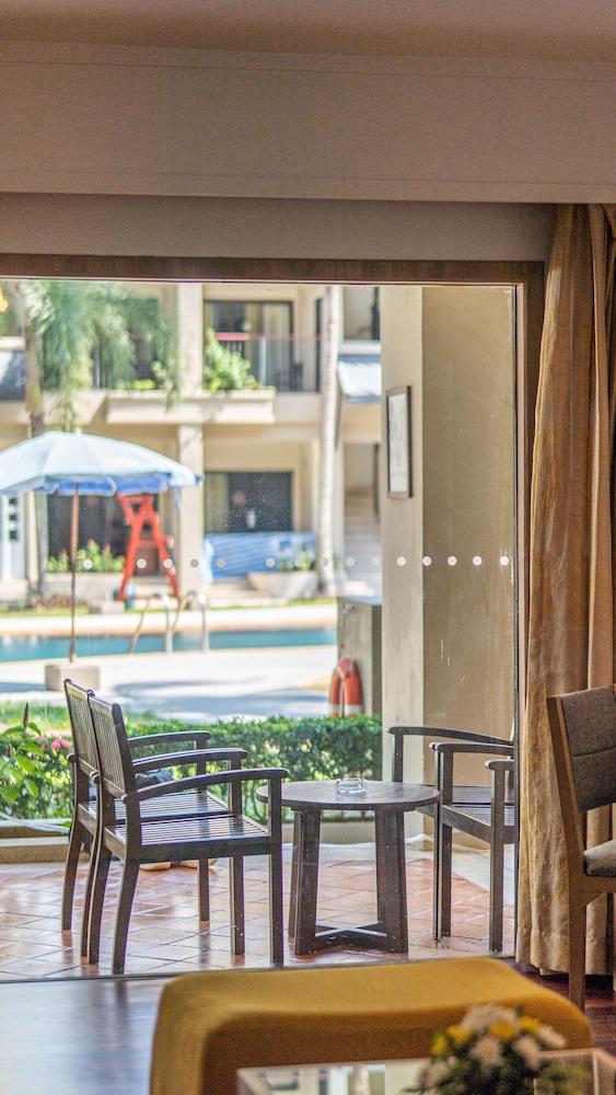 Radisson Resort & Suites Phuket Room Type - Suite - 2 Bedroom with Terrace and Pool View Radisson Resort & Suites Phuket Room Type - Suite - 2 Bedroom with Terrace and Pool View