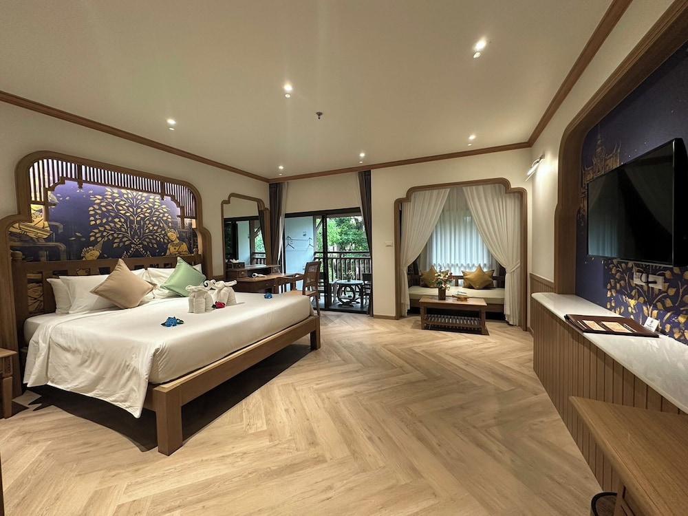 Kata Palm Resort Room Type - Grand Deluxe Room