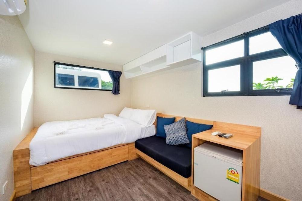 Memory Karon Resort Room Type - Budget Bus room with Double Bed