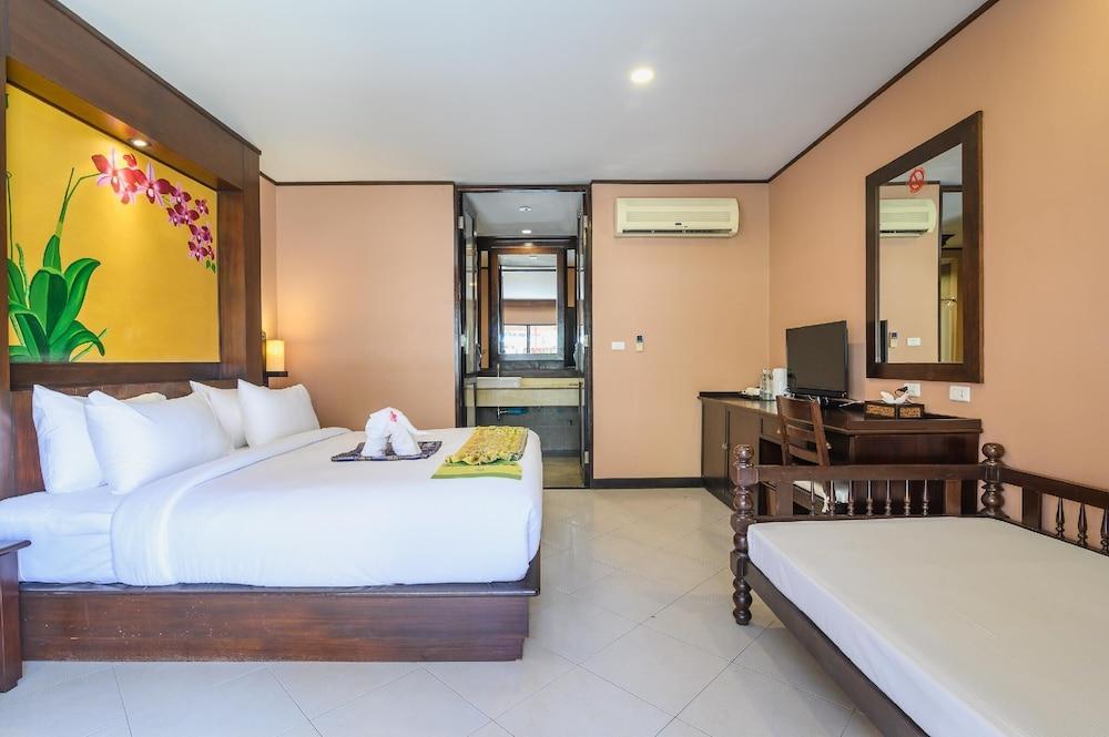 Phuket Kata Resotel Room Type - Deluxe Hideaway