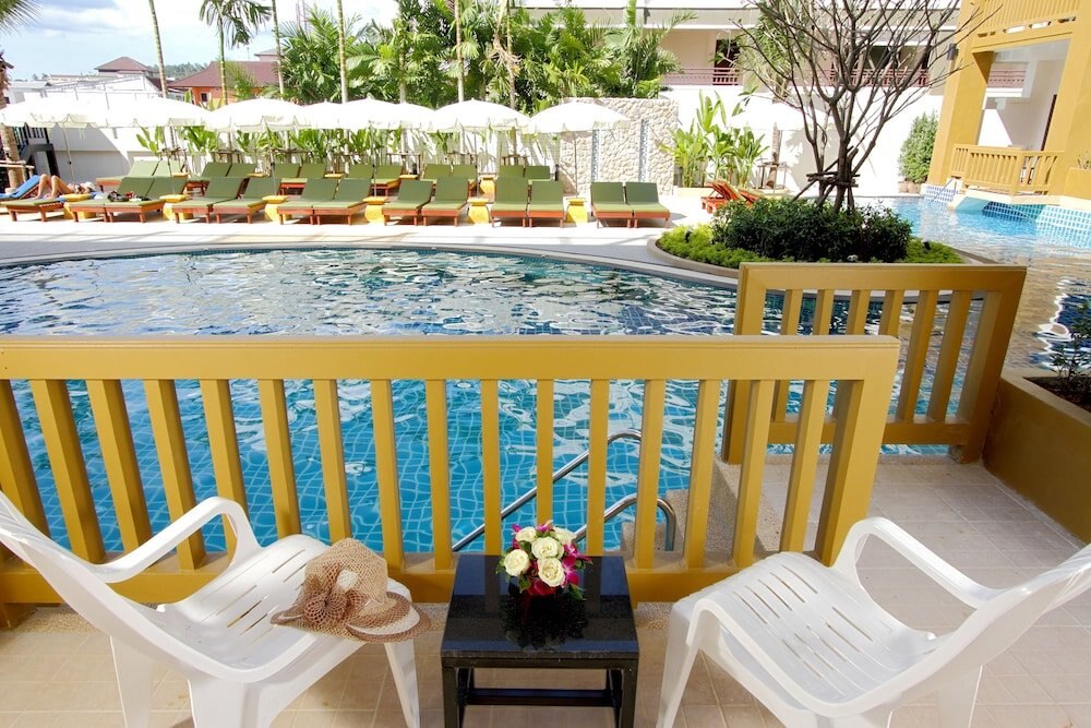 Kata Sea Breeze Resort Room Type - Aqua Pura Room (Pool Access)