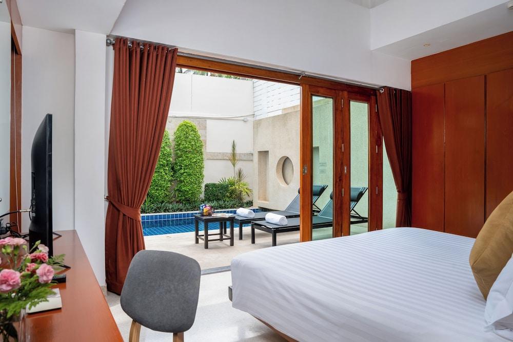 La Flora Resort Patong Room Type - Grand Pool Villa with Loft La Flora Resort Patong Room Type - Grand Pool Villa with Loft