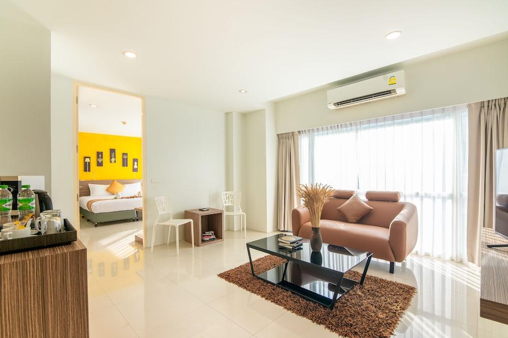 The Lantern Resorts Patong Room Type - Luxury 1 Bedroom Apartment The Lantern Resorts Patong Room Type - Luxury 1 Bedroom Apartment
