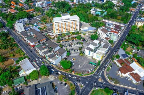 Phuket Merlin Hotel